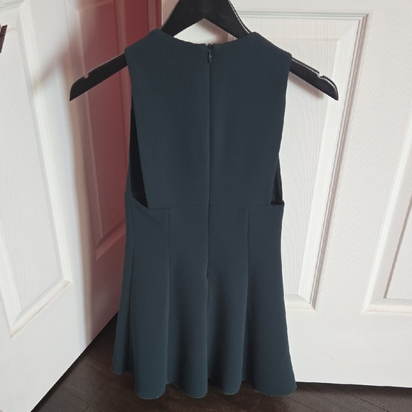 Wilfred Sleeveless Dress - Picture 2 of 3